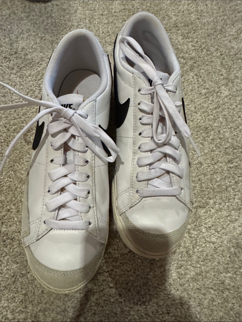 Nike platform tennis shoes